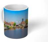 Mok - Gracht door Hindeloopen in Friesland - 350 ML - Beker