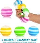 Regenboog Fidget Toys Stressbal - 1 exemplaar - Fidget Toys - Stressbal volwassenen - Kinderen - Voor de Hand - 7 cm