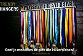 Running Startnummer Medaillehanger zwarte coating - Nederlands product - eigen ontwerp mogelijk - sportcadeau - topkado - medalhanger - medailles - marathon - courir