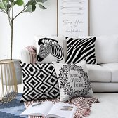 Realhomes - Sierkussenhoes set van 4 - dubbelzijdig bedrukt - zwart - wit - zebra -  43x43 cm - sierkussen - kussensloop - sierkussens - geschikt voor 45x45 cm vulling – kussenhoes