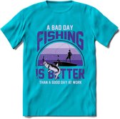 A Bad Day Fishing - Vissen T-Shirt | Paars | Grappig Verjaardag Vis Hobby Cadeau Shirt | Dames - Heren - Unisex | Tshirt Hengelsport Kleding Kado - Blauw - 3XL