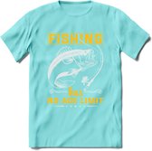 Fishing Has No Age Limit - Vissen T-Shirt | Geel | Grappig Verjaardag Vis Hobby Cadeau Shirt | Dames - Heren - Unisex | Tshirt Hengelsport Kleding Kado - Licht Blauw - XXL