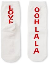 Sokken met tekst "Oohlala Love" - Wit / Rood - Polyester - Maat 36-38 - Sokken - Valentijn - Valentijnsdag - Love is in the air - Liefde - Love