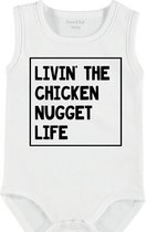 Baby Rompertje met tekst 'Living the chicken nugget life' | mouwloos l | wit zwart | maat 50/56 | cadeau | Kraamcadeau | Kraamkado