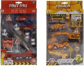 2 x DIE CAST auto-set en bijbehoren 10 delig model BRANDWEER en GRAAFMACHINES bouw