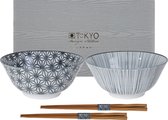 Tokyo Design Studio – Nippon Black – Tayo Giftbox met Eetstokjes Sterren en Lijnen – 15.2 x 6.7cm – 2pcs
