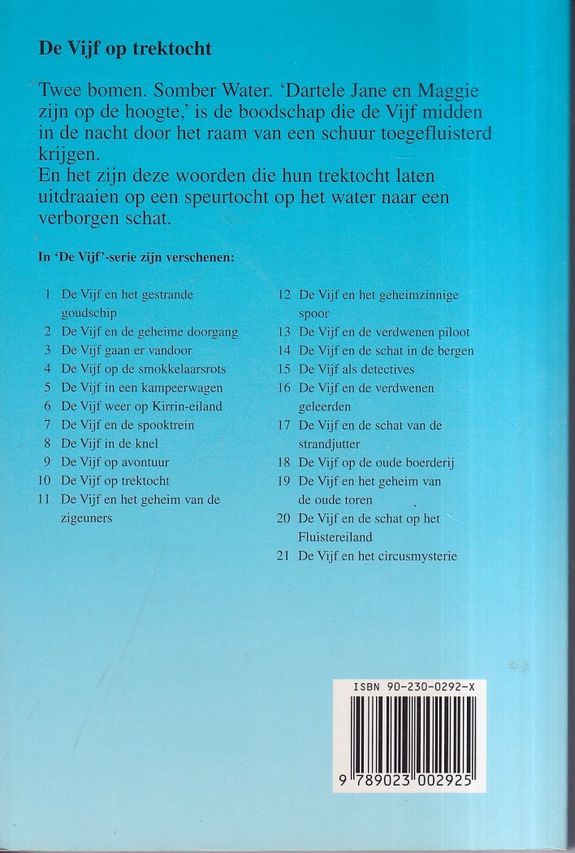 Achterkant van een boek met een samenvatting en een lijst van "De Vijf"-serie. ISBN en barcode zichtbaar.