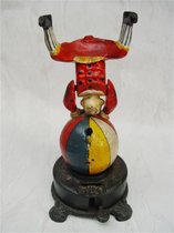 Gietijzeren Clown Op Bal Mechanische Bank 13x23 cm