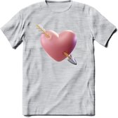 Valentijn Hart met pijl T-Shirt | Grappig Valentijnsdag Cadeautje voor Hem en Haar | Dames - Heren - Unisex | Kleding Cadeau | - Licht Grijs - Gemaleerd - S