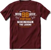 98 Jaar Legend T-Shirt | Goud - Wit | Grappig Verjaardag en Feest Cadeau Shirt | Dames - Heren - Unisex | Tshirt Kleding Kado | - Burgundy - M