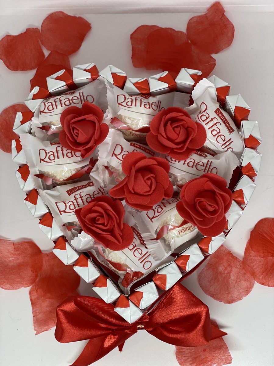 Bouquet De Bonbons En Forme De Cœur Raphaëllo - Cadeau Gourmand Pour Femme/fille