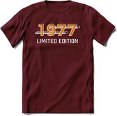 1977 Limited Edition T-Shirt | Goud - Zilver | Grappig Verjaardag en Feest Cadeau Shirt | Dames - Heren - Unisex | Tshirt Kleding Kado | - Burgundy - M