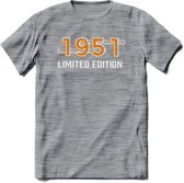 1951 Limited Edition T-Shirt | Goud - Zilver | Grappig Verjaardag en Feest Cadeau Shirt | Dames - Heren - Unisex | Tshirt Kleding Kado | - Donker Grijs - Gemaleerd - L