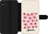 Bookcase Geschikt voor iPhone XS telefoonhoesje - Bloemen - Roze - Ghana - Met vakjes - Wallet case met magneetsluiting