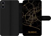 Bookcase Geschikt voor iPhone XS Max telefoonhoesje - Almelo - Kaart - Goud - Zwart - Met vakjes - Wallet case met magneetsluiting