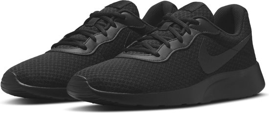 Nike Tanjun Heren Sneakers - Black/Black-Barely Volt - Maat 46 | bol.com
