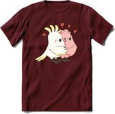 Lovebirds - Valentijn T-Shirt | Grappig Valentijnsdag Cadeautje voor Hem en Haar | Dames - Heren - Unisex | Kleding Cadeau | - Burgundy - M