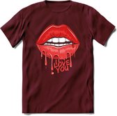 Love You Lips - Valentijn T-Shirt | Grappig Valentijnsdag Cadeautje voor Hem en Haar | Dames - Heren - Unisex | Kleding Cadeau | - Burgundy - L
