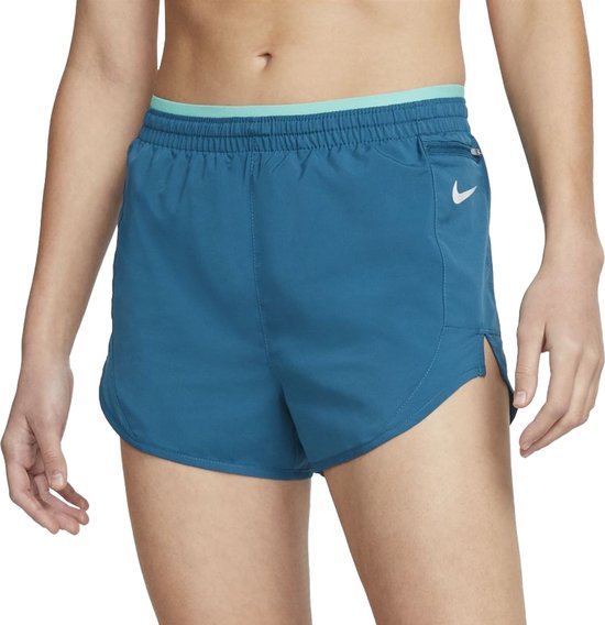 Pantalon de sport court Nike Tempo Luxe pour femmes - Taille M
