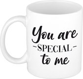 You are special to me cadeau koffiemok / theebeker wit - Valentijnsdag - valentijn cadeautje voor hem en haar