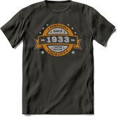 Premium Since 1933 T-Shirt | Zilver - Goud | Grappig Verjaardag en Feest Cadeau Shirt | Dames - Heren - Unisex | Tshirt Kleding Kado | - Donker Grijs - XL