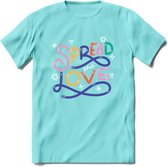 Spread Love | Pride T-Shirt | Grappig LHBTIQ+ / LGBTQ / Gay / Homo / Lesbi Cadeau Shirt | Dames - Heren - Unisex | Tshirt Kleding Kado | - Licht Blauw - S