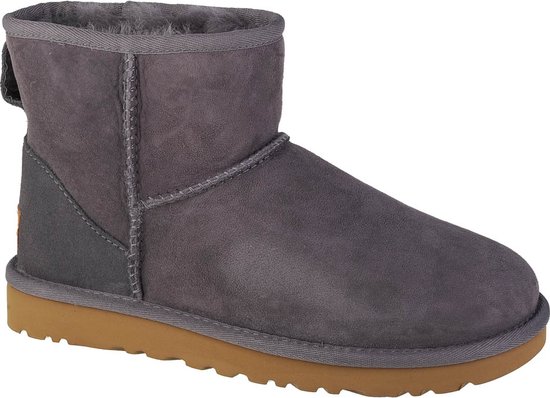 UGG Classic Mini II 1016222-SHA, Vrouwen, Purper, Laarzen,Sneeuw laarzen,  maat: 37 | bol.com