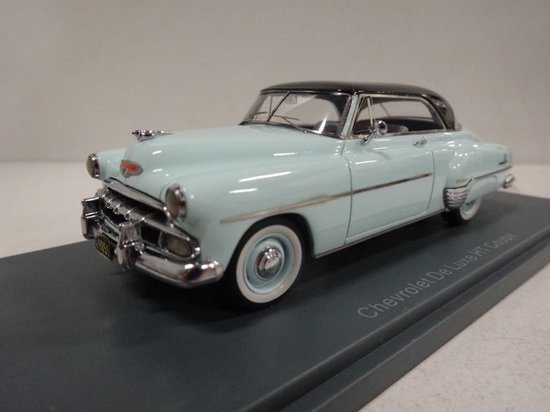MODELLBIL, metall/resin, Chevrolet De Luxe HT Coupé, American Excellence, skala 1:43. Leksaker - Modellbilar