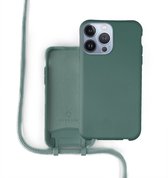 Coverzs Silicone case met koord - Telefoonhoesje met koord - Backcover hoesje met koord - touwtje - geschikt voor Apple iPhone 13 Pro - donkergroen