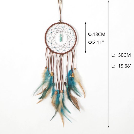 Bruine dromenvanger met turquoise en bruine veren, kralen, en afmetingen 50cm lang en 13cm breed.