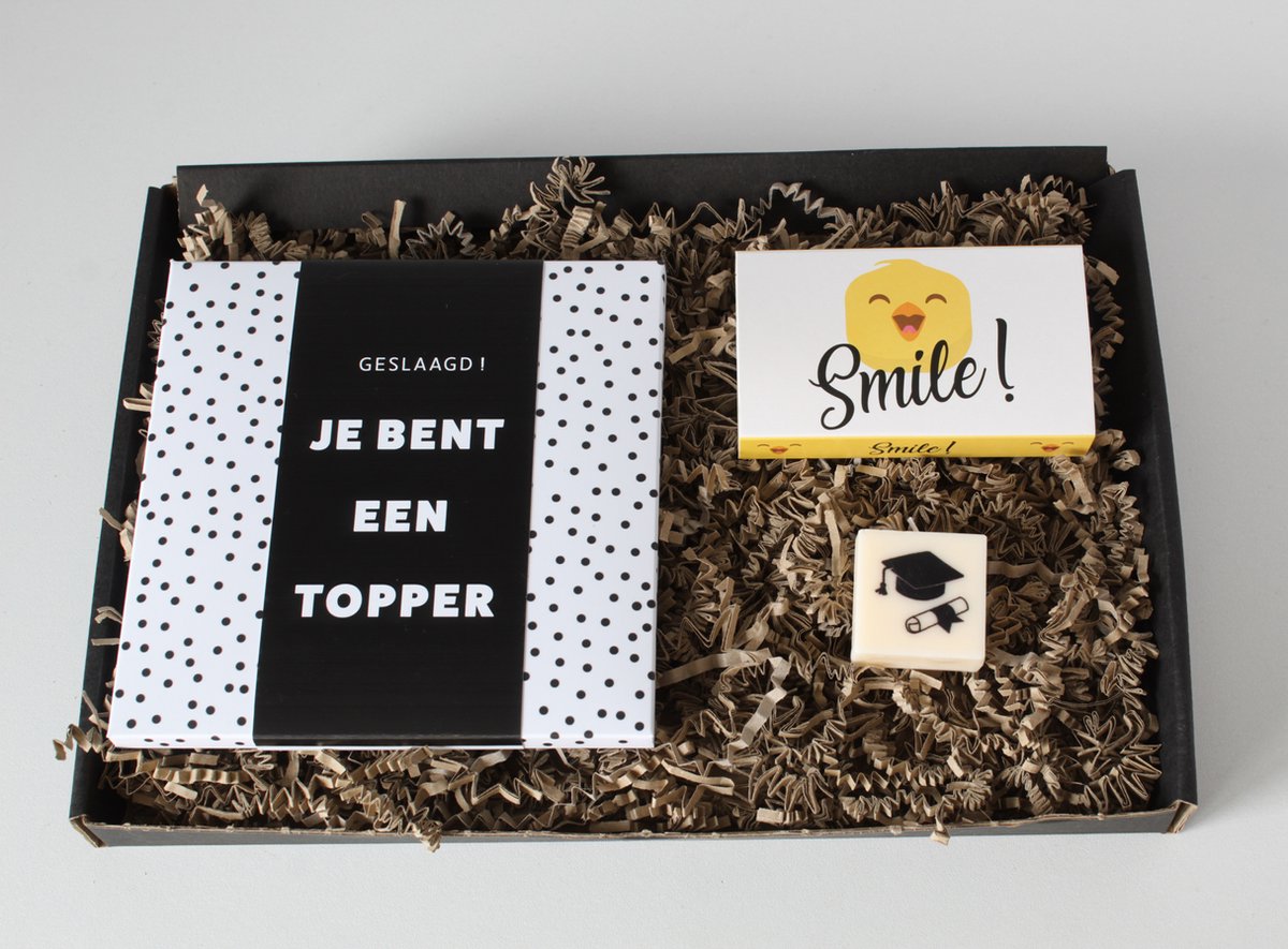 Brievenbus cadeau "Smile, Topper!" - cadeau geslaagd | bol.com