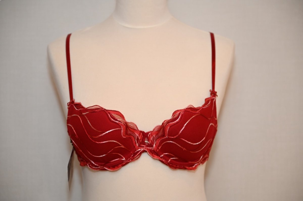 Selmark Lingerie Amanay BH - voorgevormd - A-E cup - rood - maat D 85