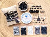 Fabriquez vos propres bijoux Ensemble de Perles DIY - Forfait Enfants et adultes - Perle de 4 mm avec perles lettre, connecteur et élastique coloré - Zwart, gris, argent mat