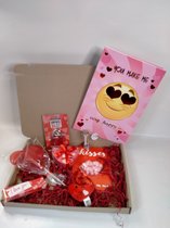 Valentijns box - met maxi Valentijns wenskaart - love box - Valentijns pakket - geschenken set - Happy Valentijn - Valentijns cadeau - Greatgift - Romantisch Cadeau - liefde -  box