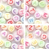 Letterkralen set – Alfabetkralen – Unieke mix 500 stuks – Pastelkleuren – 7mm kraal – Zelf sieraden maken voor kinderen en volwassenen – DIY