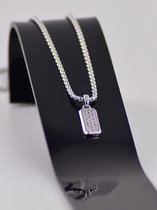 Ketting plaatje met glitters - zilver