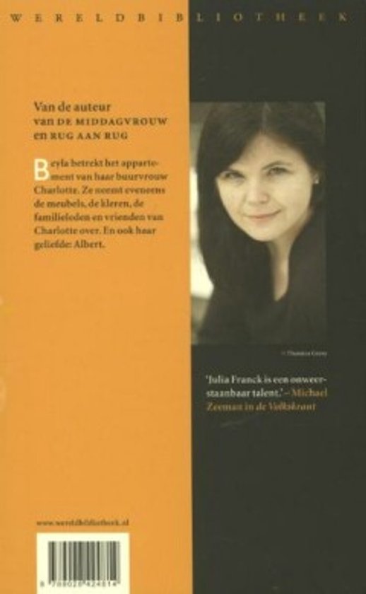 Een boek met een portret van Julia Franck. Tekst over "Liefdesdienst" en "Wereldbibliotheek" op de omslag.