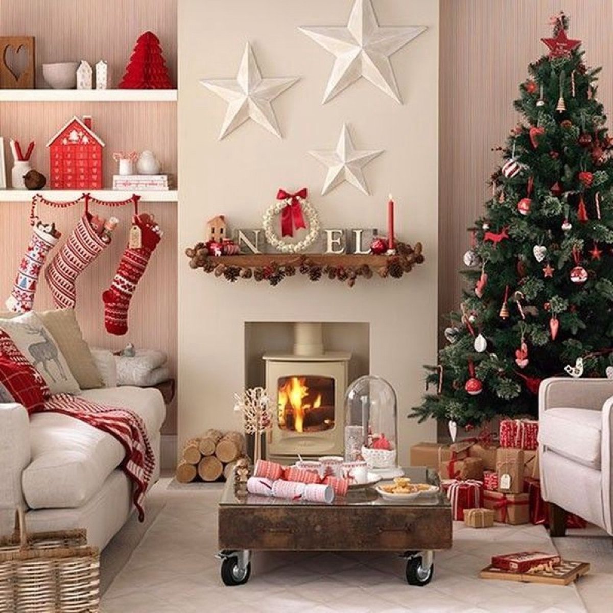 Kerstboom AG - Volle boom - kunstkerstboom 210cm hoog - 1160 takken - Inclusief 1000 LEDS- Kunstkerstbomen - Christmas Tree - Groot- veel takken - donkergroen - kerst - decoratie – foto 3