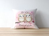 Valentijn Kussen met tekst: owl of me loves owl of you | Valentijn cadeau | Valentijn decoratie | Grappige Cadeaus | Geschenk | Sierkussen