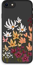 CaseCompany® - iPhone SE 2020 hoesje - Painted wildflowers - 100% Biologisch Afbreekbaar - Duurzaam - Biodegradable Soft Case - Milieuvriendelijke Print op Achterkant - Zwarte Zijkanten - Bes