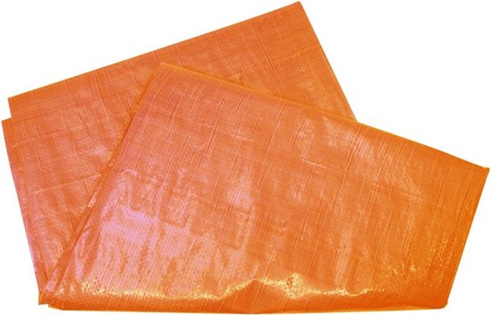 Gevouwen oranje dekzeil met textuur.