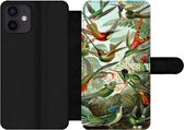 Bookcase Geschikt voor iPhone 12 telefoonhoesje - Trochilidae - Oude meesters - Kunst - Met vakjes - Wallet case met magneetsluiting