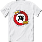 74 Jaar Hoera Verkeersbord T-Shirt | Grappig Verjaardag Cadeau | Dames - Heren | - Wit - L