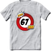 67 Jaar Hoera Verkeersbord T-Shirt | Grappig Verjaardag Cadeau | Dames - Heren | - Licht Grijs - Gemaleerd - XL