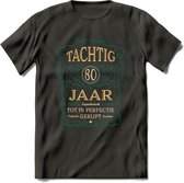 80 Jaar Legendarisch Gerijpt T-Shirt | Aqua - Ivoor | Grappig Verjaardag Cadeau | Dames - Heren | - Donker Grijs - S