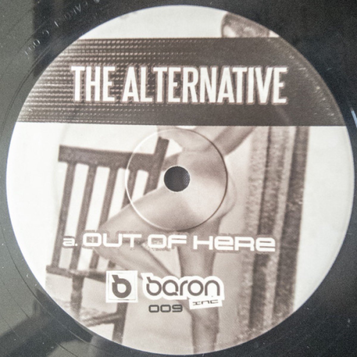 The Alternative - Out Of Here / Phaze Raw