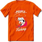 Cool People Do Fishing - Vissen T-Shirt | Roze | Grappig Verjaardag Vis Hobby Cadeau Shirt | Dames - Heren - Unisex | Tshirt Hengelsport Kleding Kado - Oranje - S