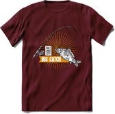 Big Catch - Vissen T-Shirt | Grappig Verjaardag Vis Hobby Cadeau Shirt | Dames - Heren - Unisex | Tshirt Hengelsport Kleding Kado - Burgundy - XXL
