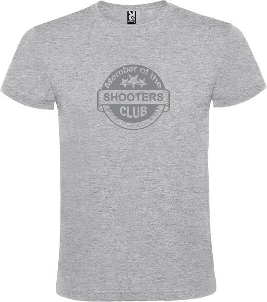 Grijs T shirt met " Member of the Shooters club "print Zilver size XXXL