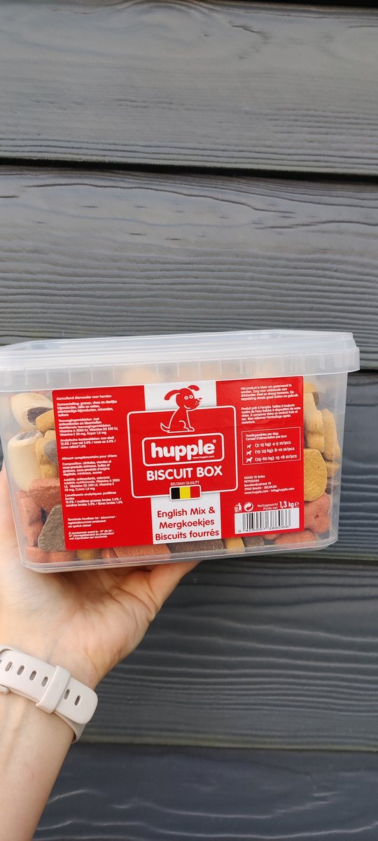 HUPPLE BISCUIT BOX - ENGLISH MIX + MARROW BONES - 1300g